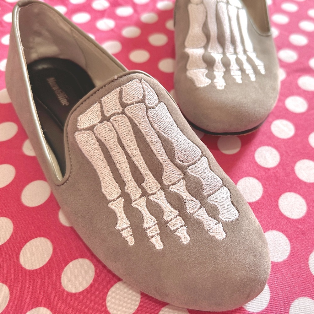 Mara & Mine ‘Jem’ Embroidered Skeleton Foot Loafer Flats